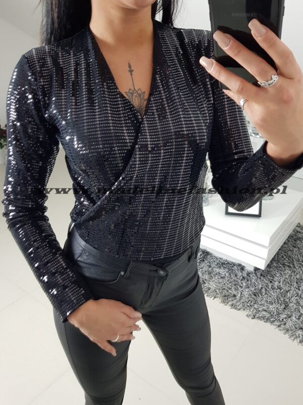 20191125_212845 BODY KOPERTOWE CEKINOWE CZARNE