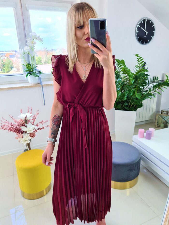 Sukienka Maxi Plisowana z Falbankami Bordowa Romance