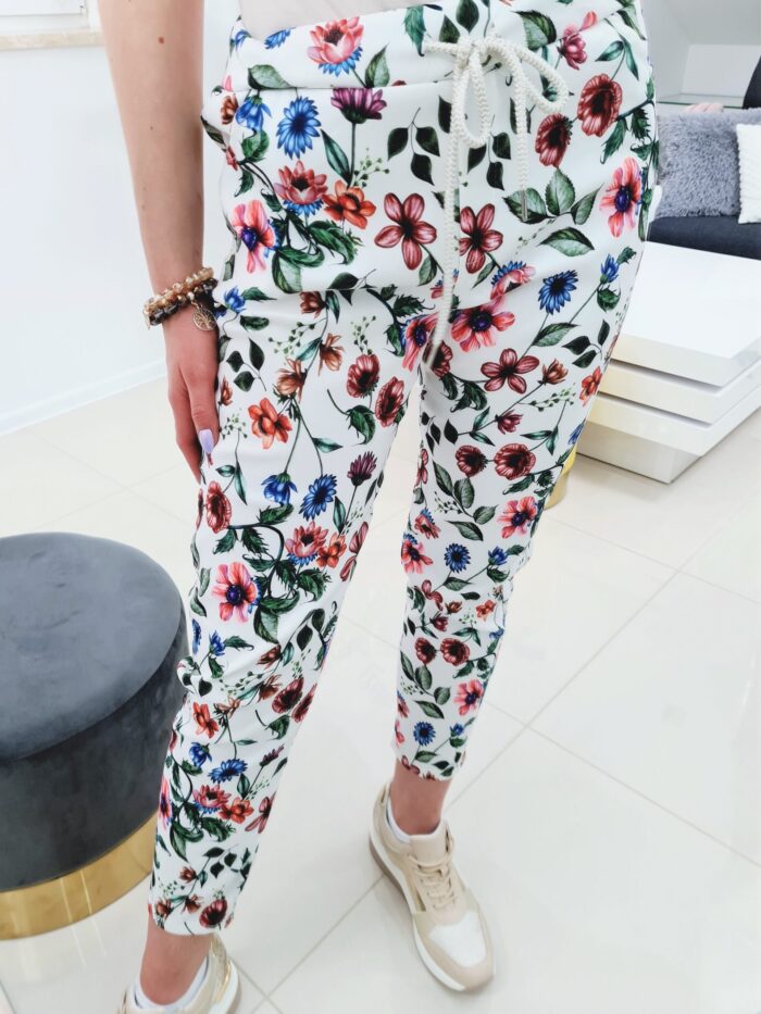 Spodnie Dresowe Joggery Flowers - obrazek 5