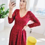 Sukienka Koronkowa z Długim Rękawem Savi Bordowa