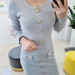 Sukienka Meri Slim Guziki Jasno Szara - obrazek 3