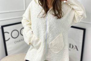 Bluza Kurtka z Bukli Oversize Biała