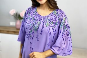 Bluzka z Drobnymi Kwiatkami Lilac