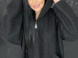 Bluza Plus Size Supełkowa z Bukli Oversize Czarna