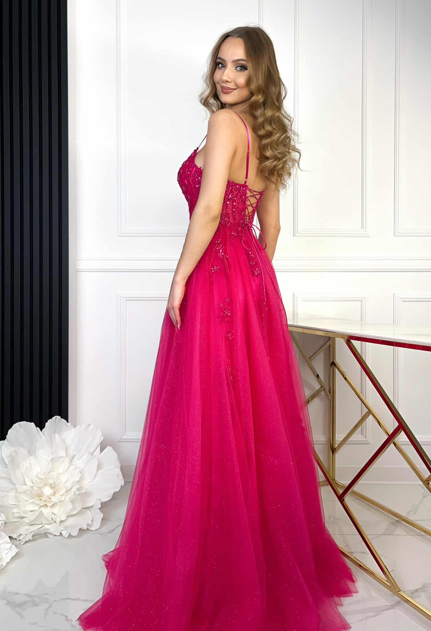 Sukienka Tiulowa Latte Na Ramiączkach Fuksja 3 Sukienka Tiulowa Latte Na Ramiączkach Fuksja - obrazek 3