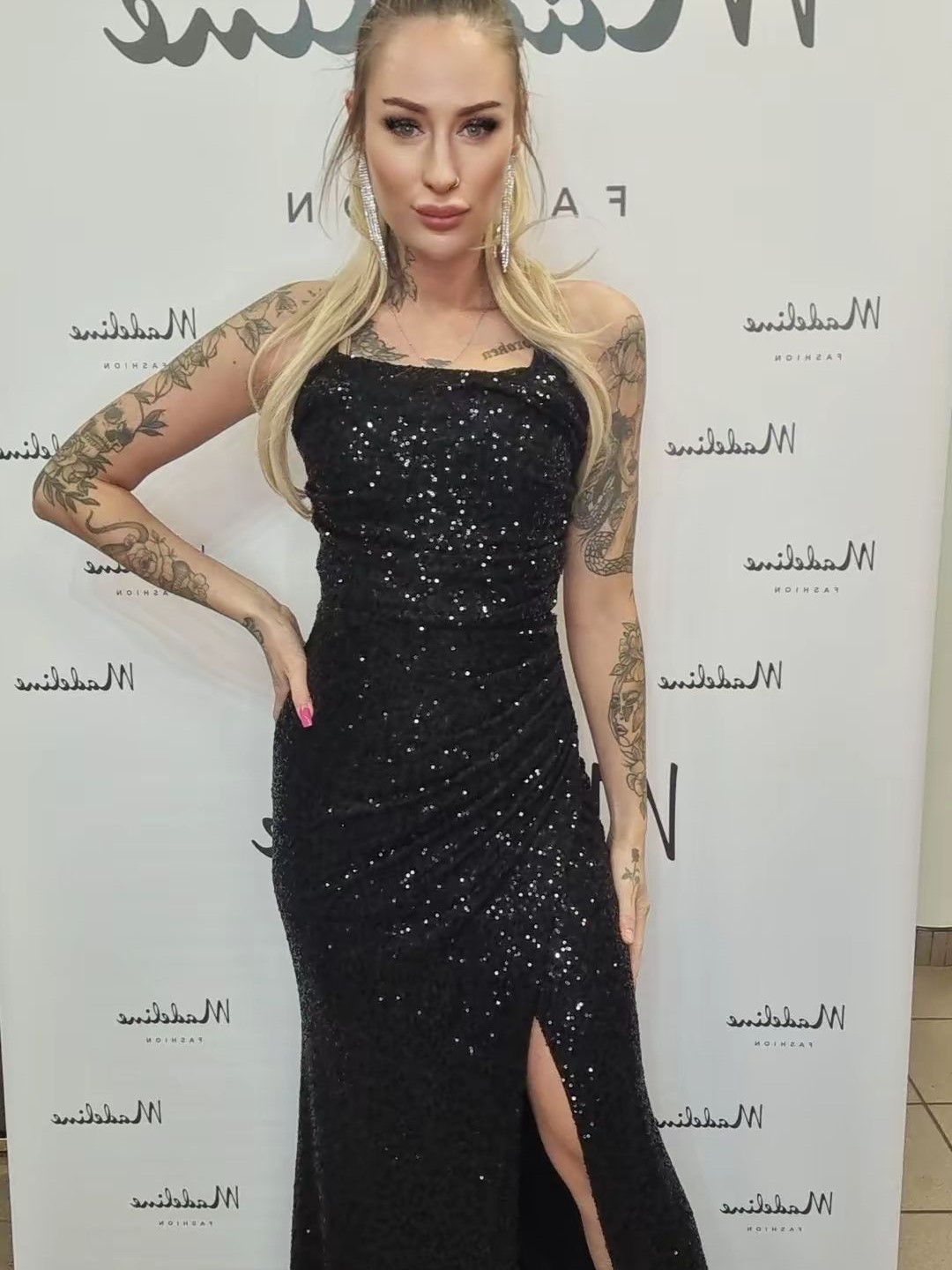 Sukienka Cekinowa Matylda Czarna