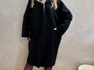 Bluza Plus Size Supełkowa z Bukli Oversize Czarna