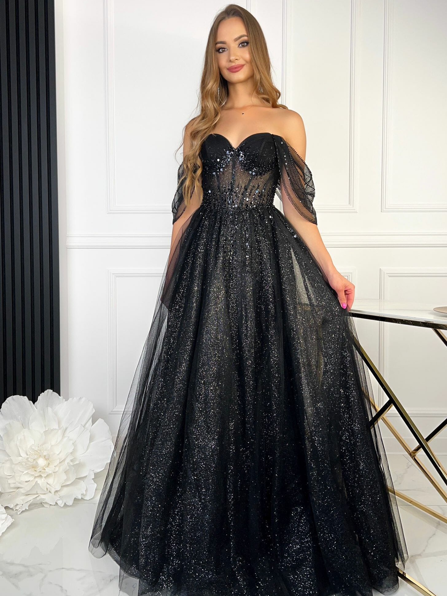 Sukienka Tiulowa Hiszpanka Mule Czarna