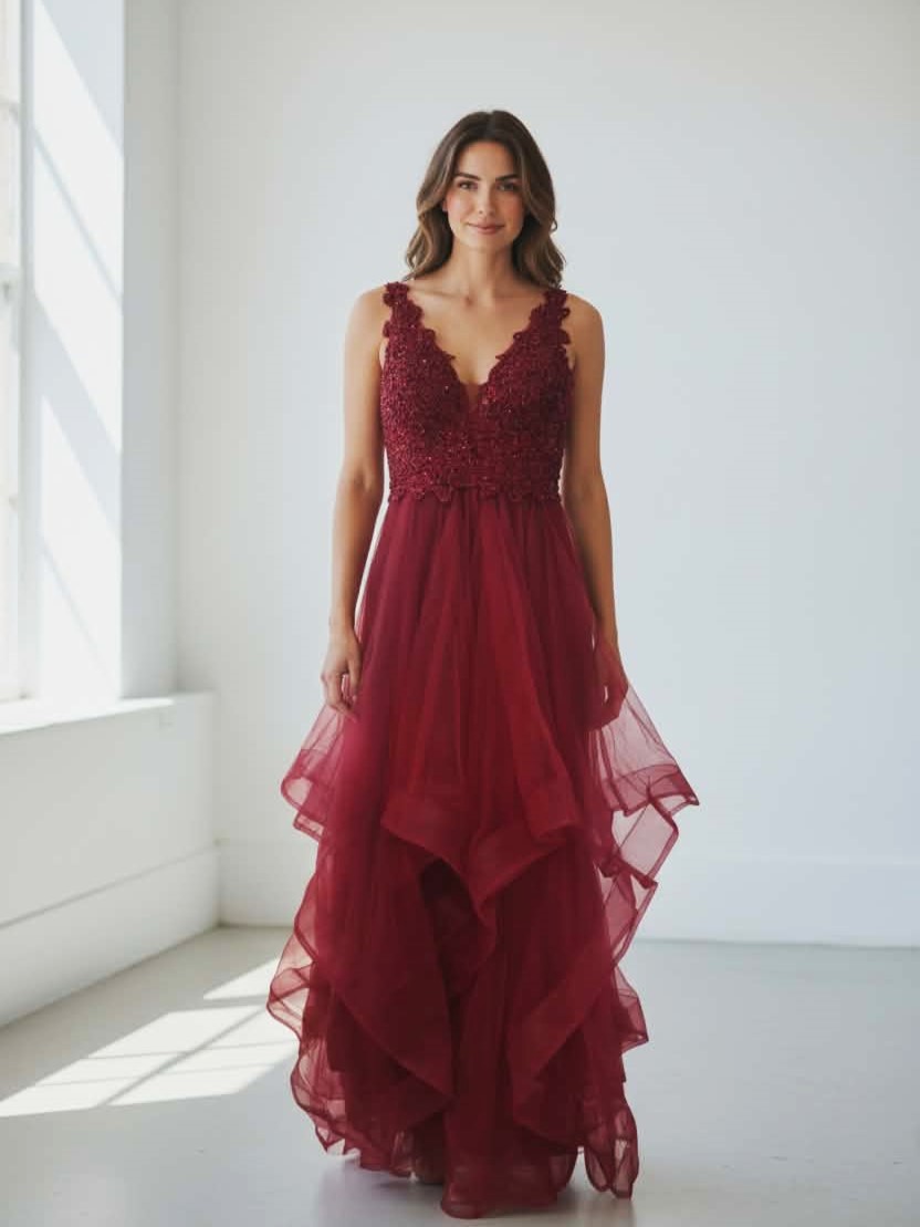 Suknia Maxi Tiulowa z Falbanami Livia Bordowa