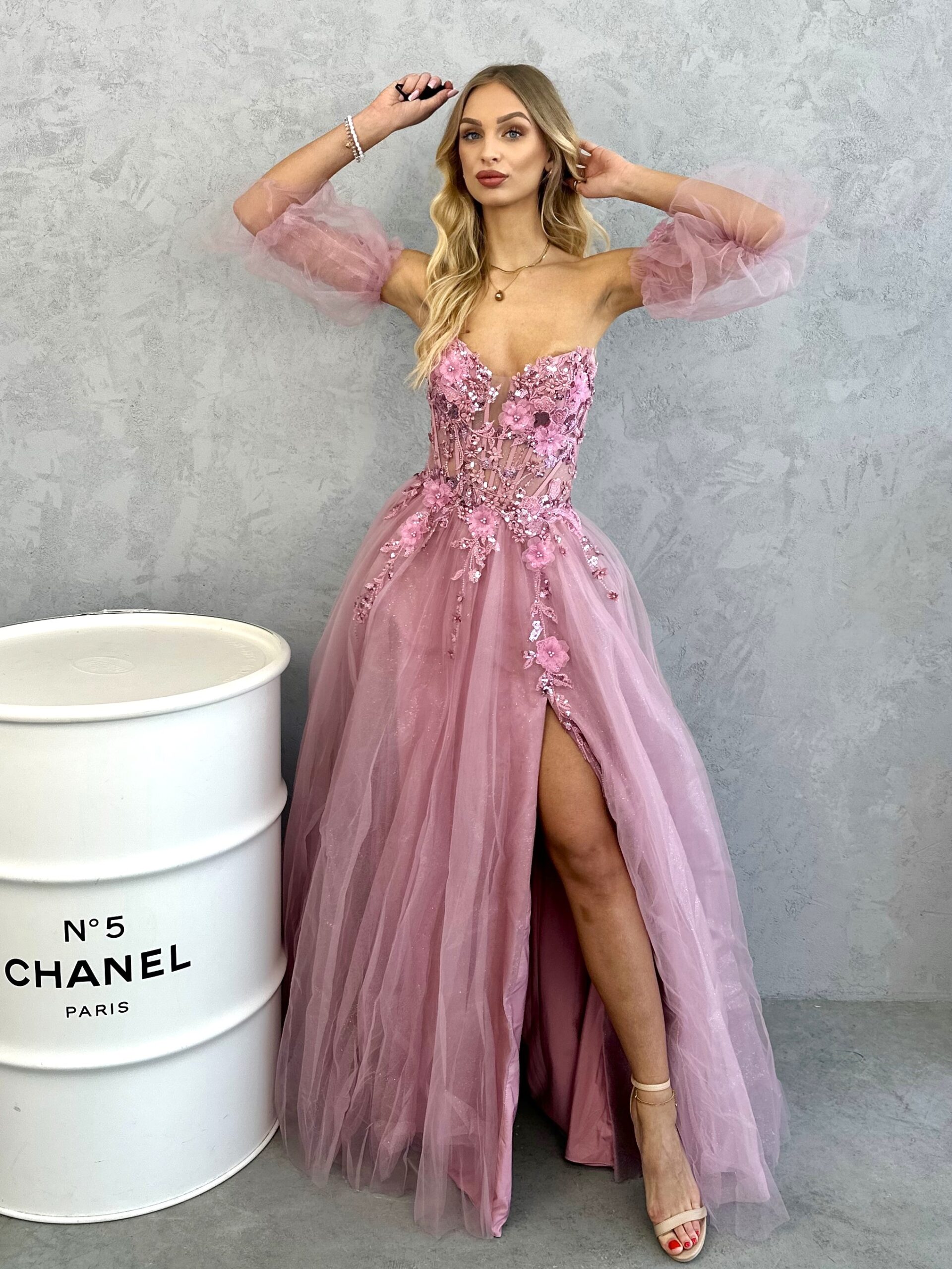 sukienka tiul wrzos rękawek