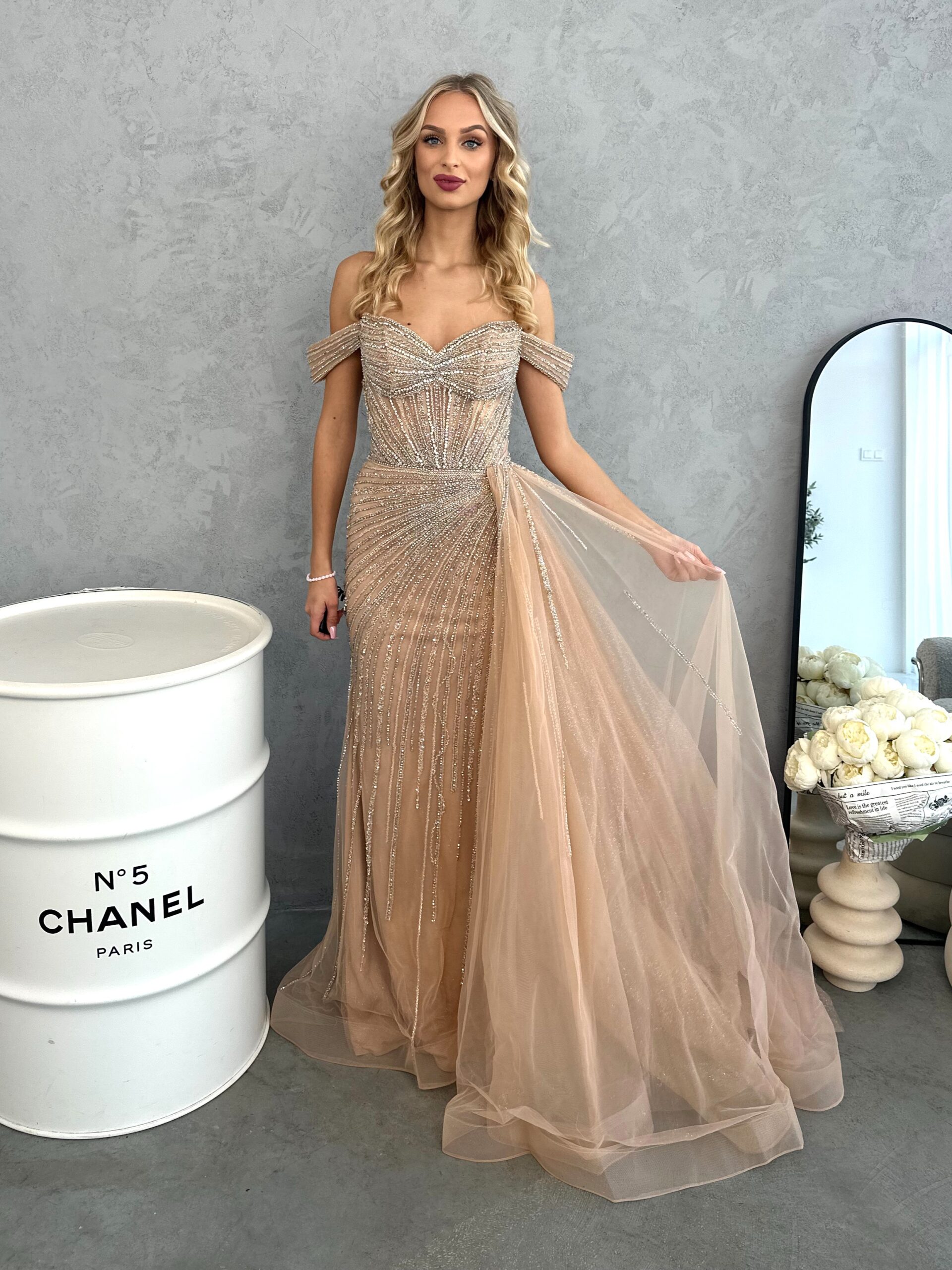 Sukienka Długa Cekinowa Złota Ravenna Premium