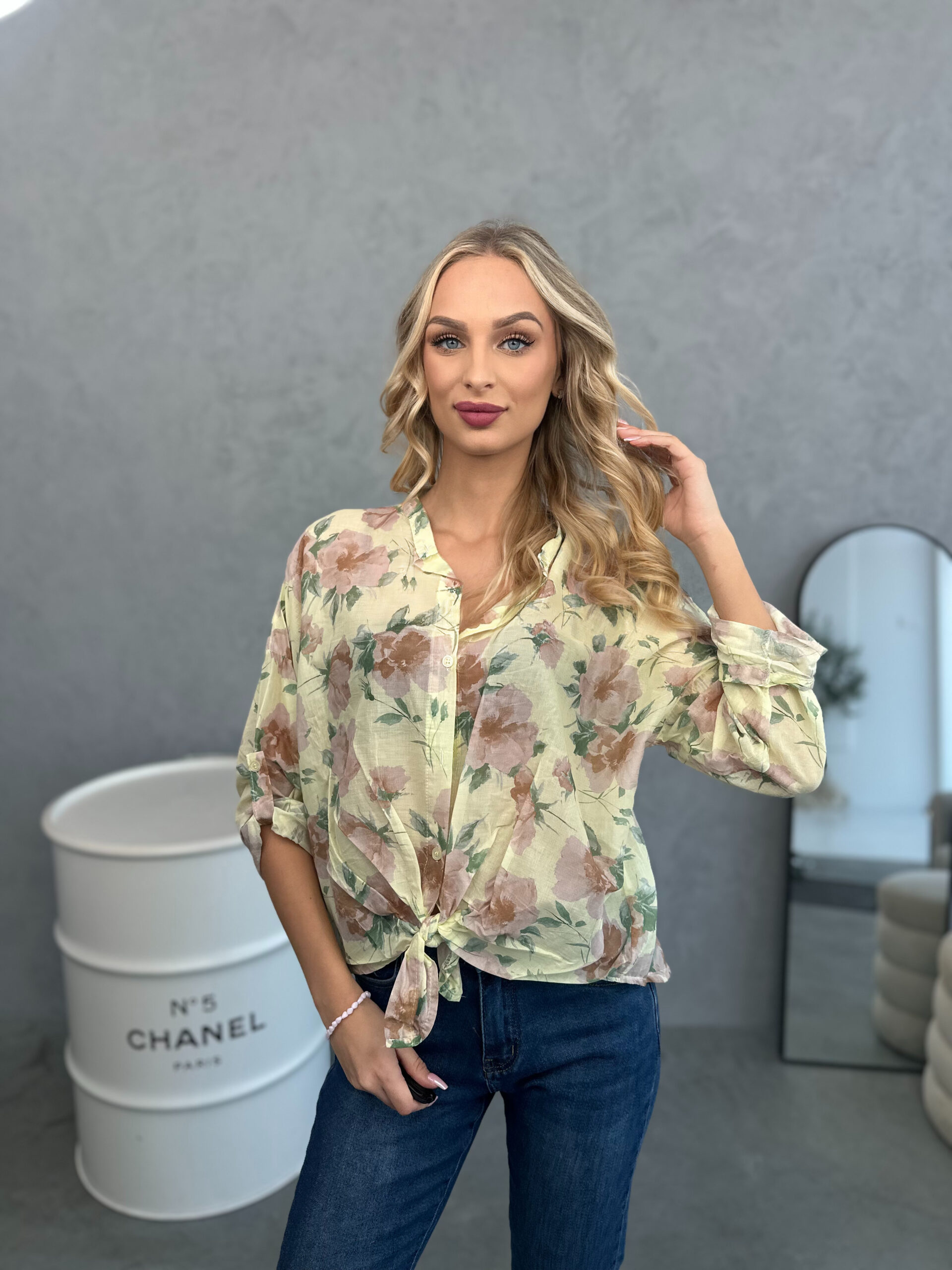 Koszula Wiązana W Kwiaty Żółta