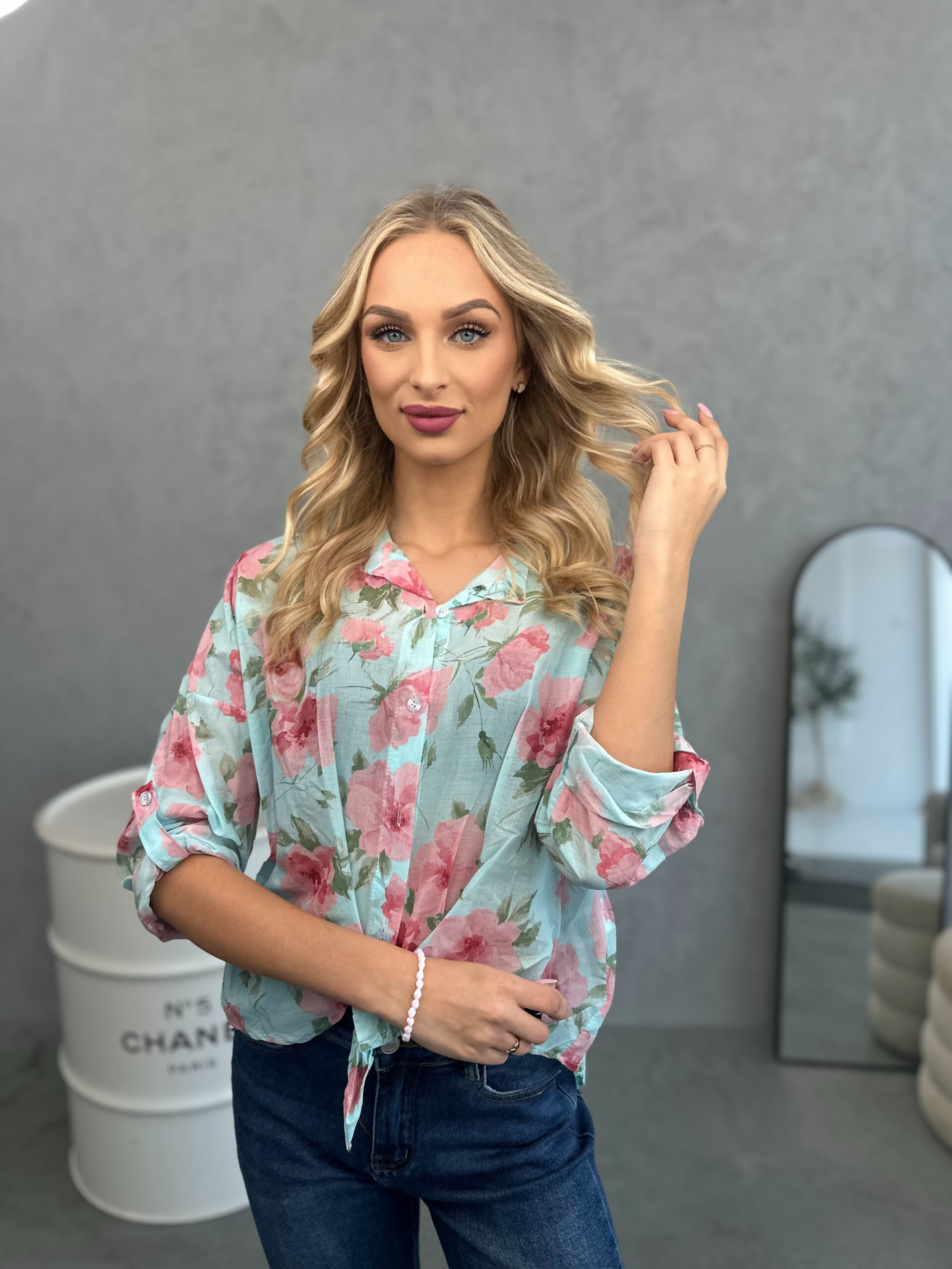 Koszula Wiązana W Kwiaty Miętowa