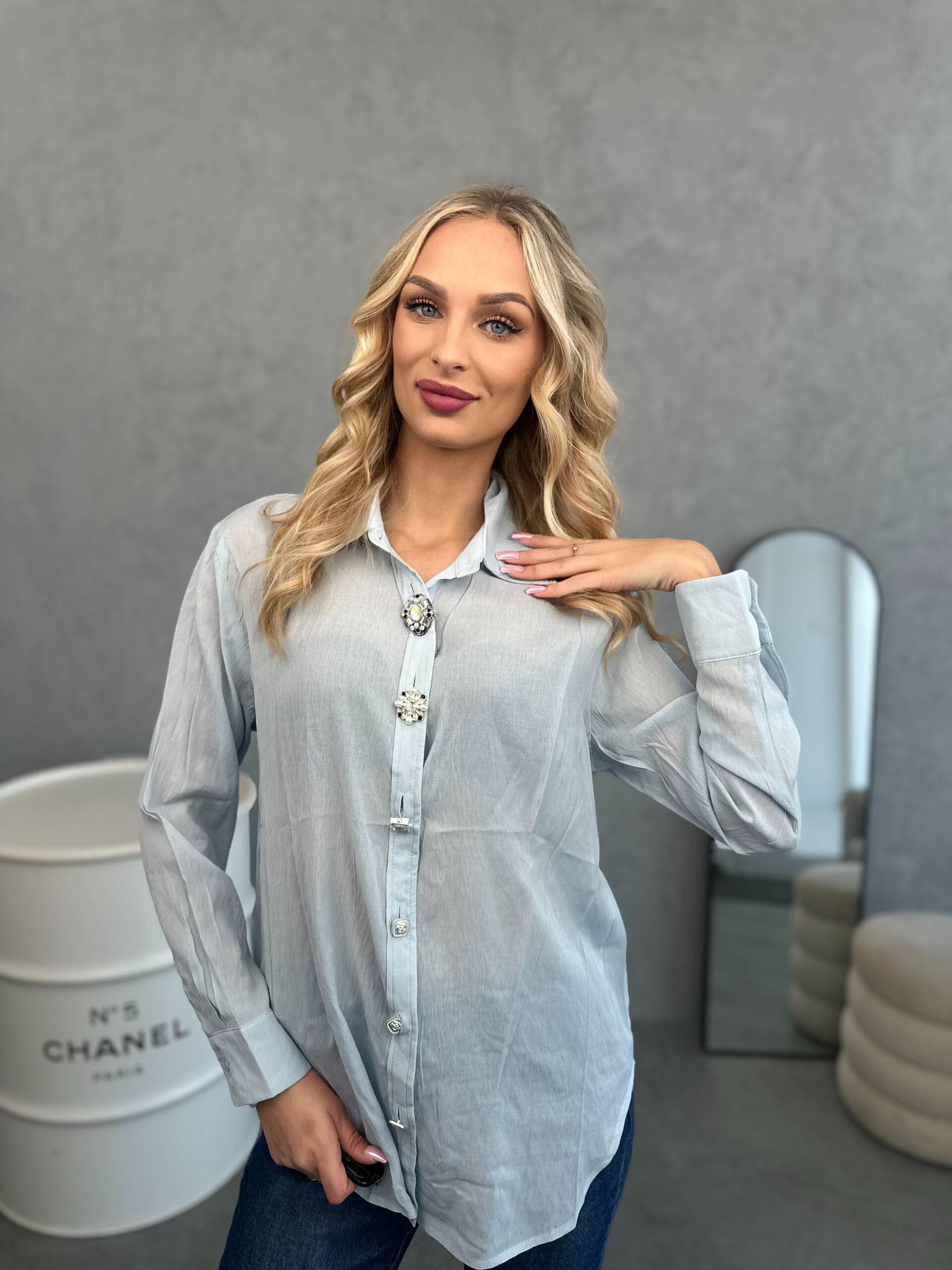 Koszula Klasyczna Z Ozdobnymi Guzikami Aveline Błękit