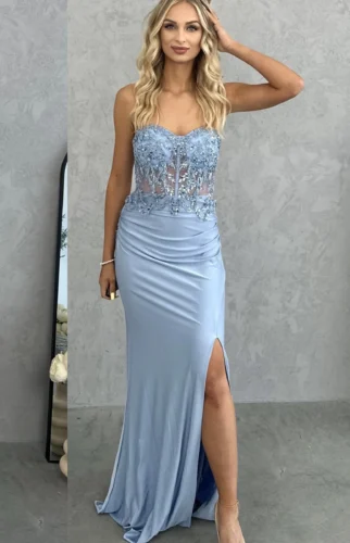 Najmodniejsze kolory sukienek na wesele 2026 – trendy, inspiracje i gotowe propozycje