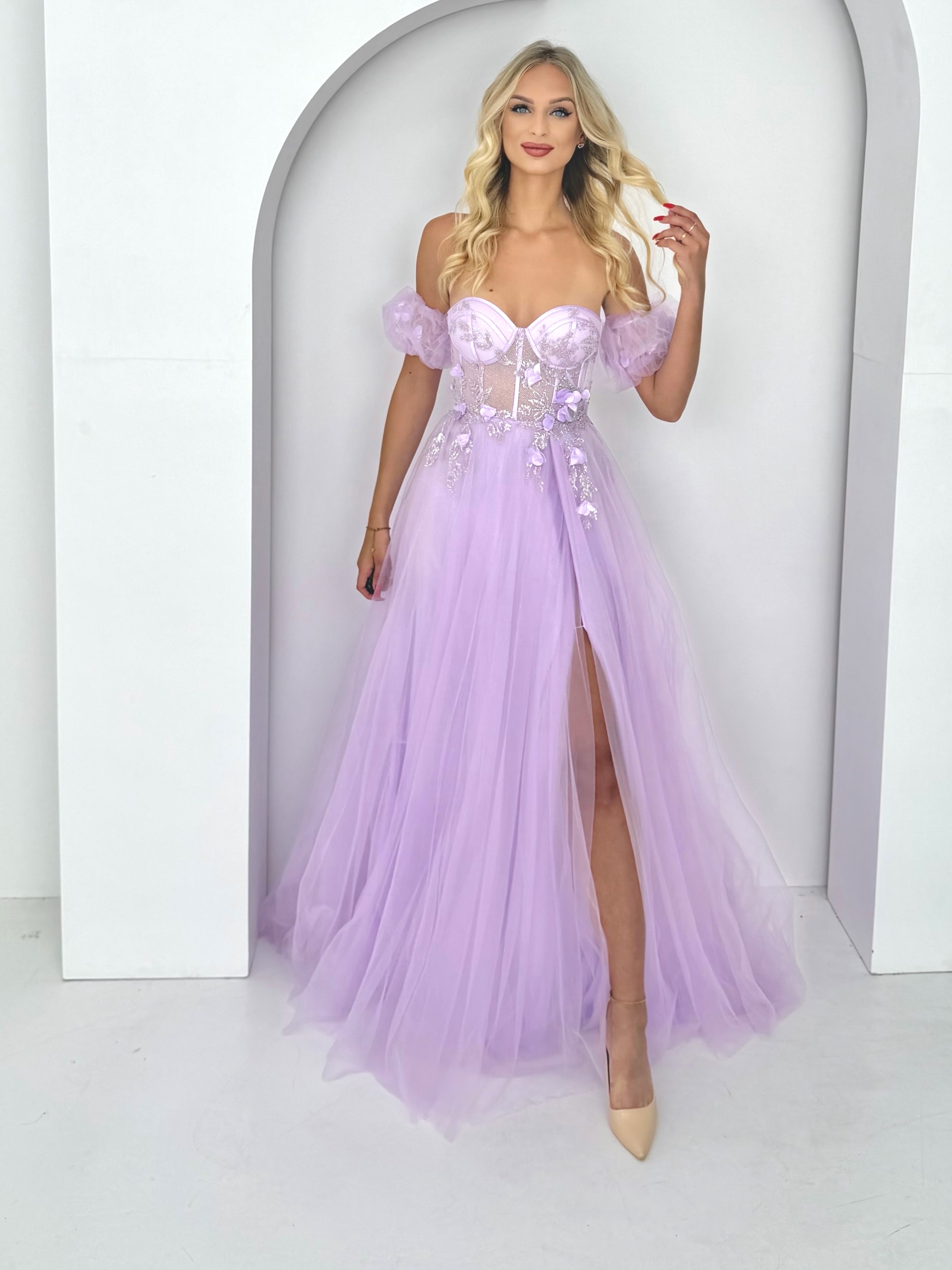 Dresses for every occasion – elegant and stylish models 137 Sukienka Maxi Tiulowa Gorsetowa Vanessa Lilac