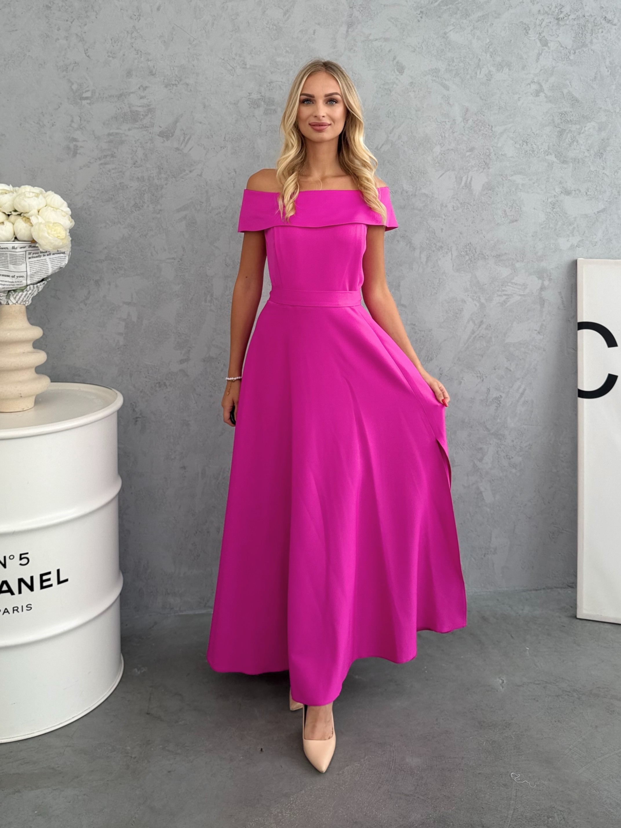 Sukienka Maxi Plus Size Gładka Malika Fuksja