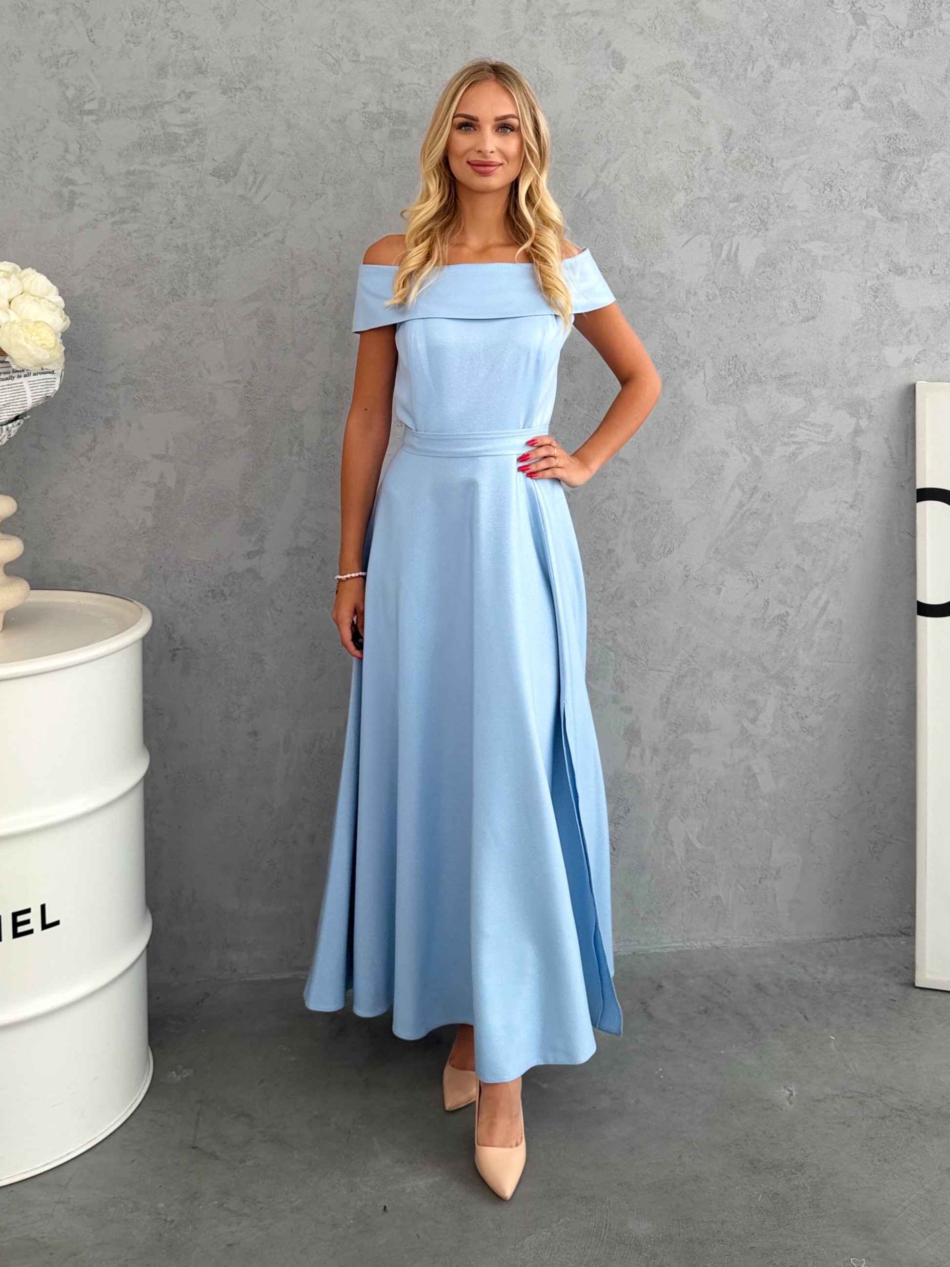 Sukienka Maxi Plus Size Gładka Malika Błękit